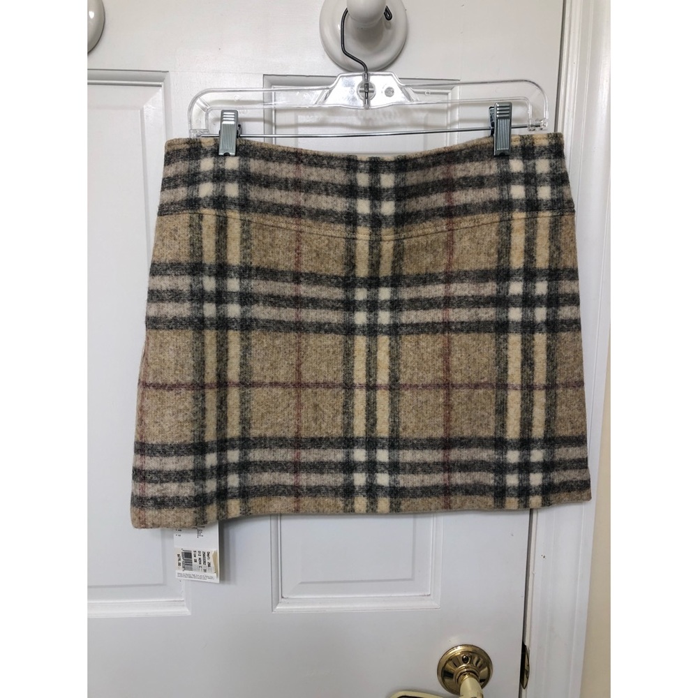 Wool Burberry mini skirt